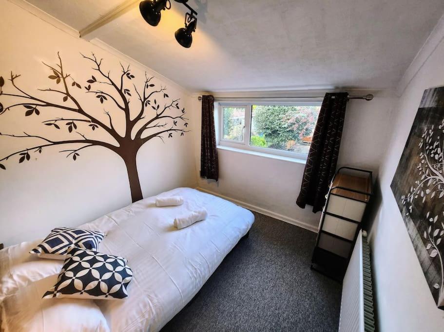 Ferienhaus House Near Restaurants, Park And Pubs, Perfect For Pets! *